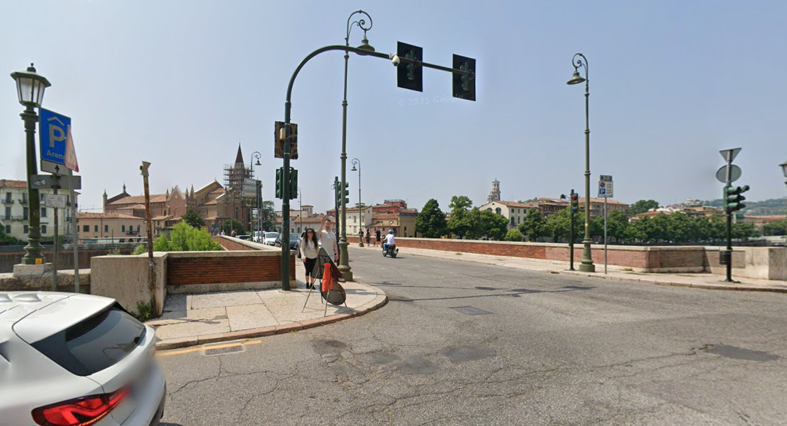 Lungadige Porta Vittoria - Ponte Navi - Via San Paolo