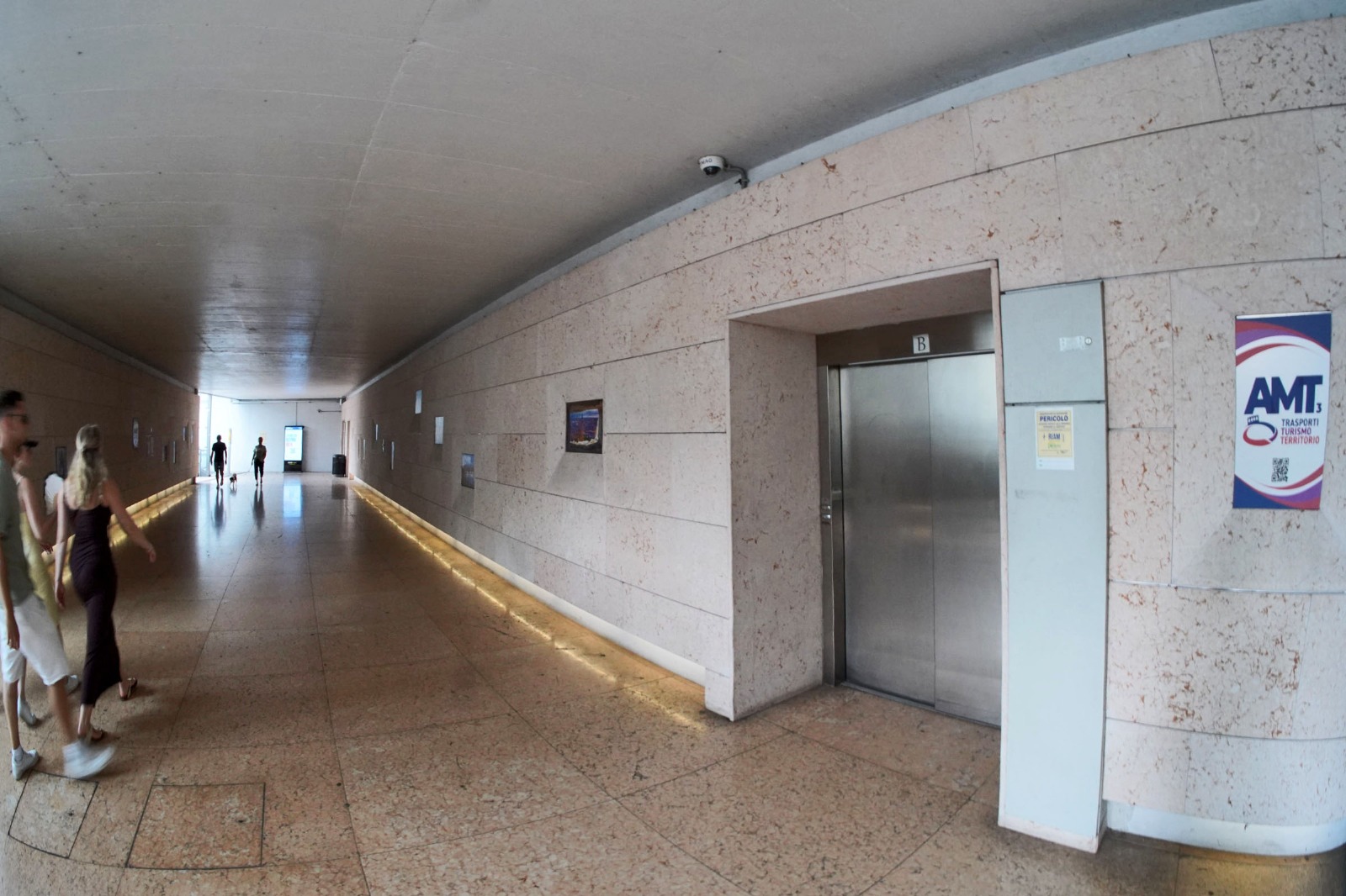 ascensore parcheggio centro