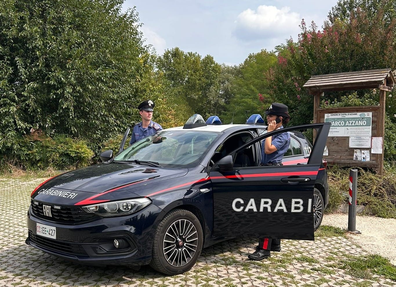 carabinieri castel d'azzano parco le sorgenti del castello martin pescatore