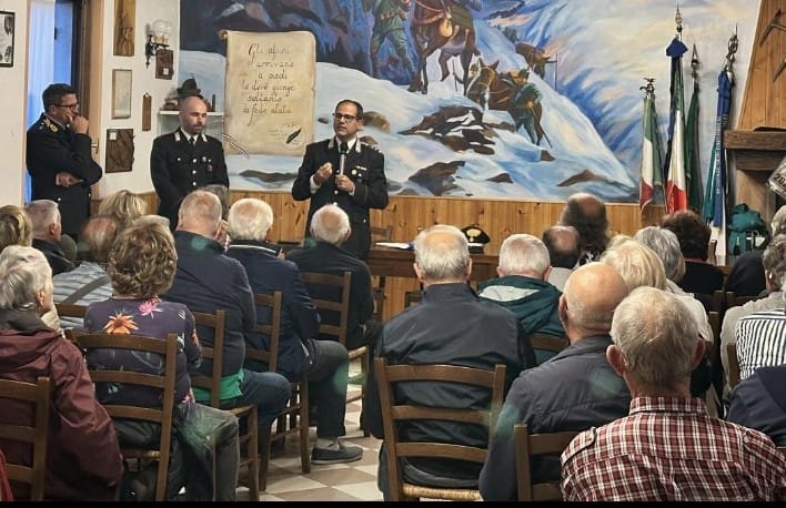 Carabinieri truffe anziani incontro Sona