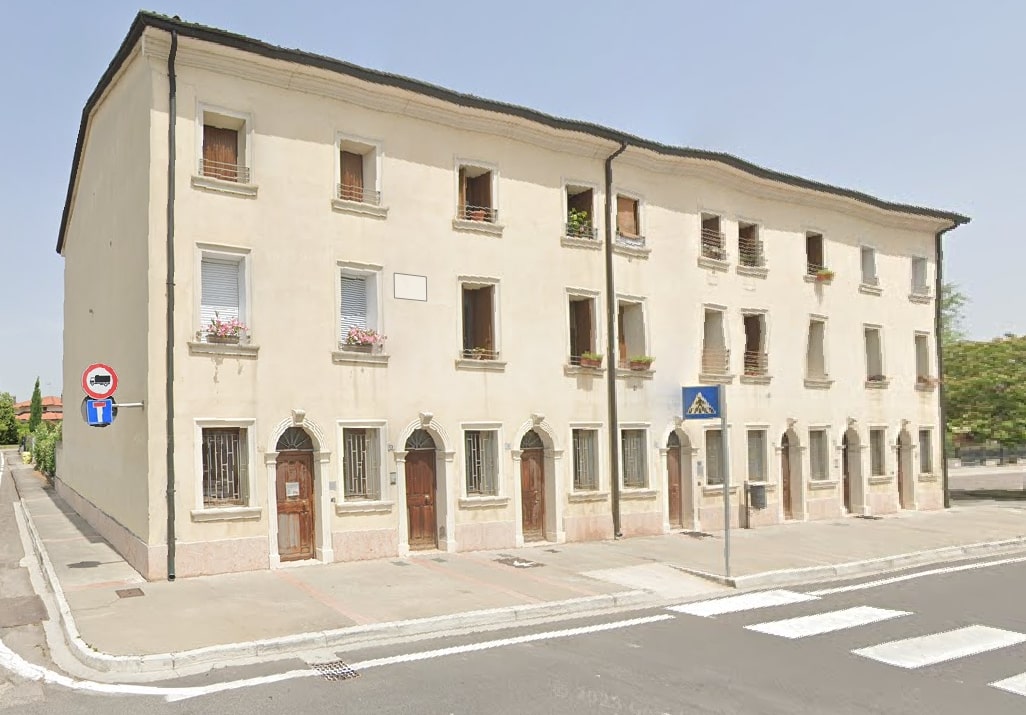 Edificio via Roma Nogarole Rocca