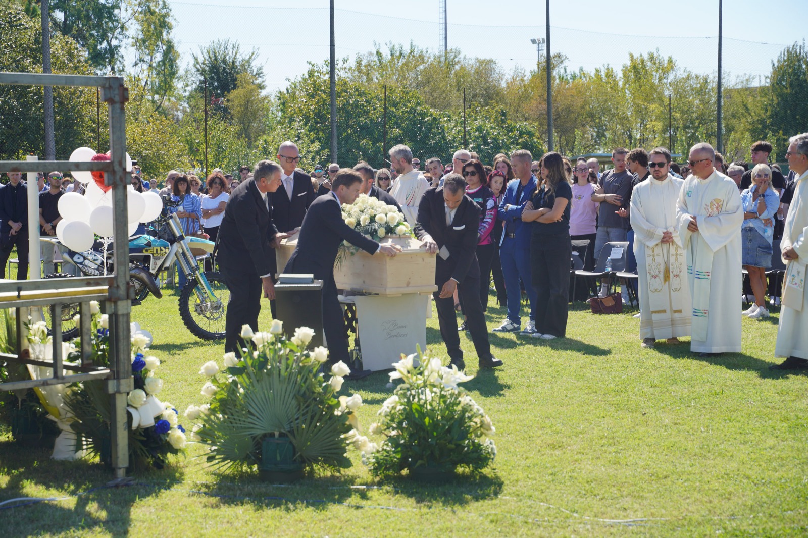 Funerali Mattia Adami Santo Stefano di Zimella (1)