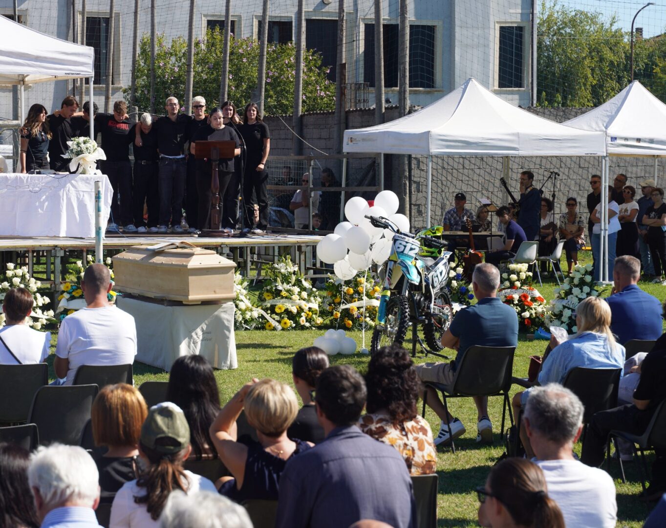 Funerali Mattia Adami Santo Stefano di Zimella (1)
