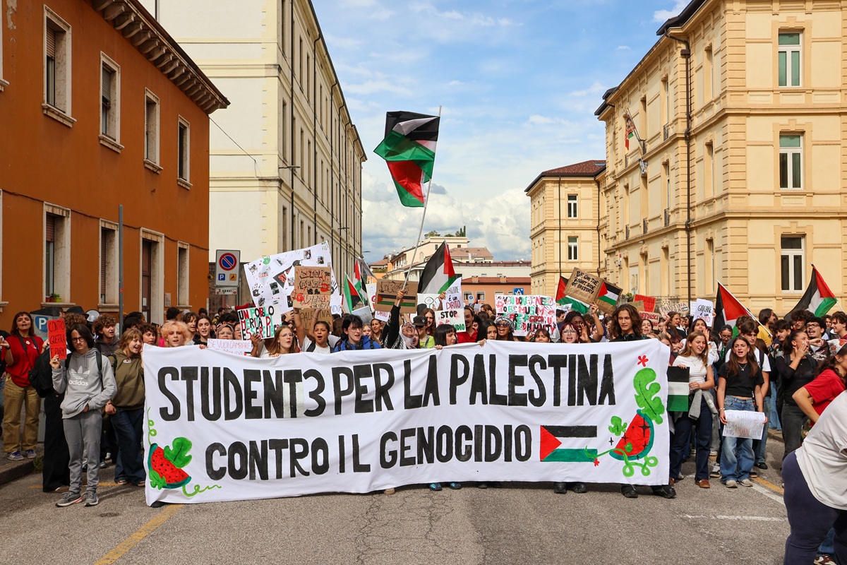 Manifestazione studentesca Palestina Verona Gaza
