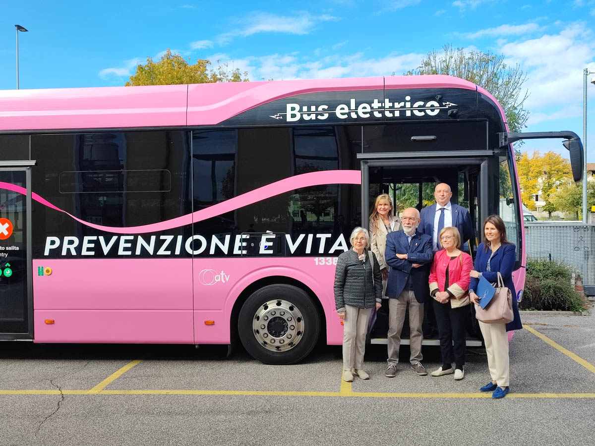 ATV Bus Rosa Ottobre Rosa