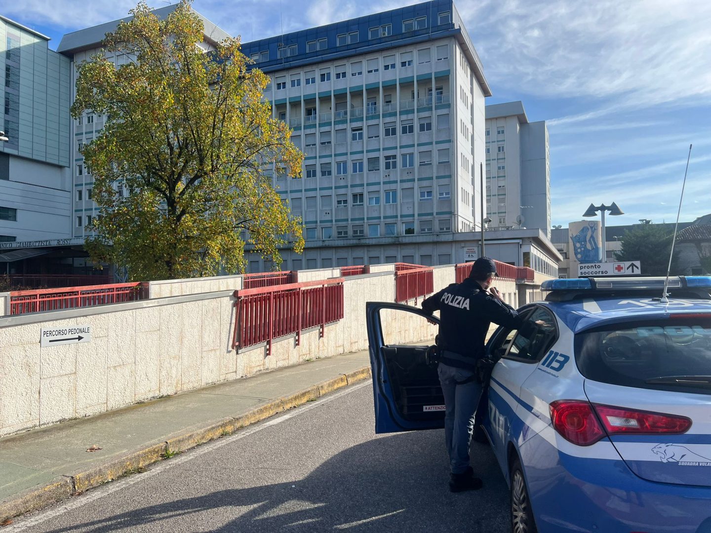 25.10.2025 - Volanti - Furto aggravato