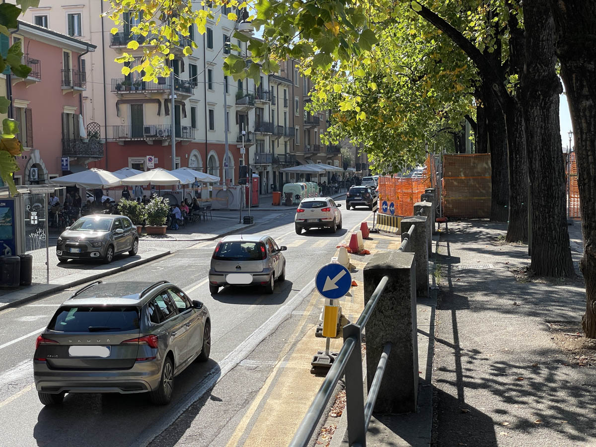 Lungadige Porta Vittoria - cantieri - Verona Veronetta