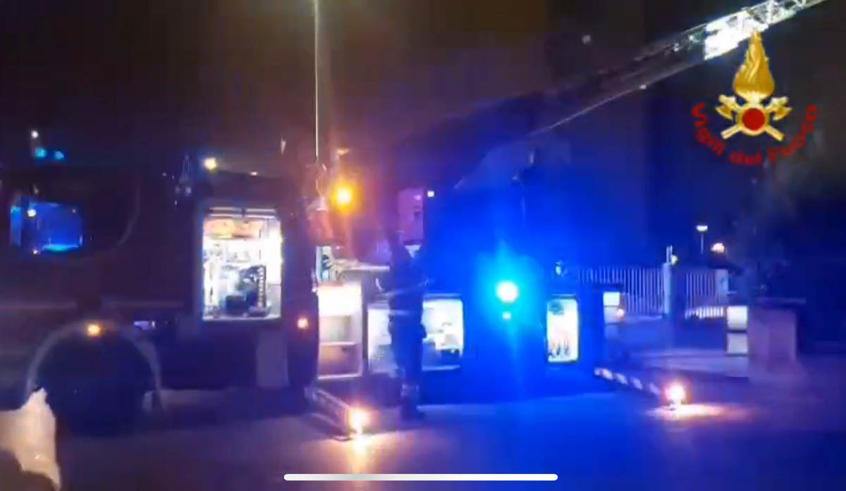 Vigili del fuoco - incendio Saval