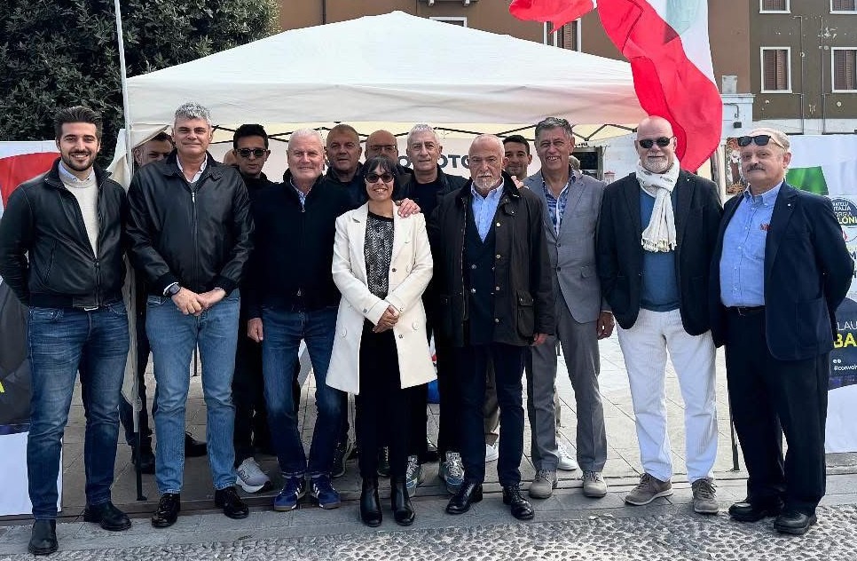 Claudia Barbera in piazza a Villafranca