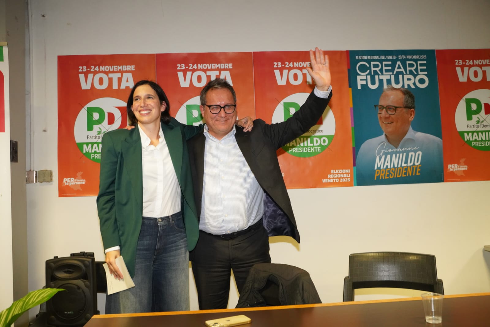 Elly Schlein Giovanni Manildo Verona (1)