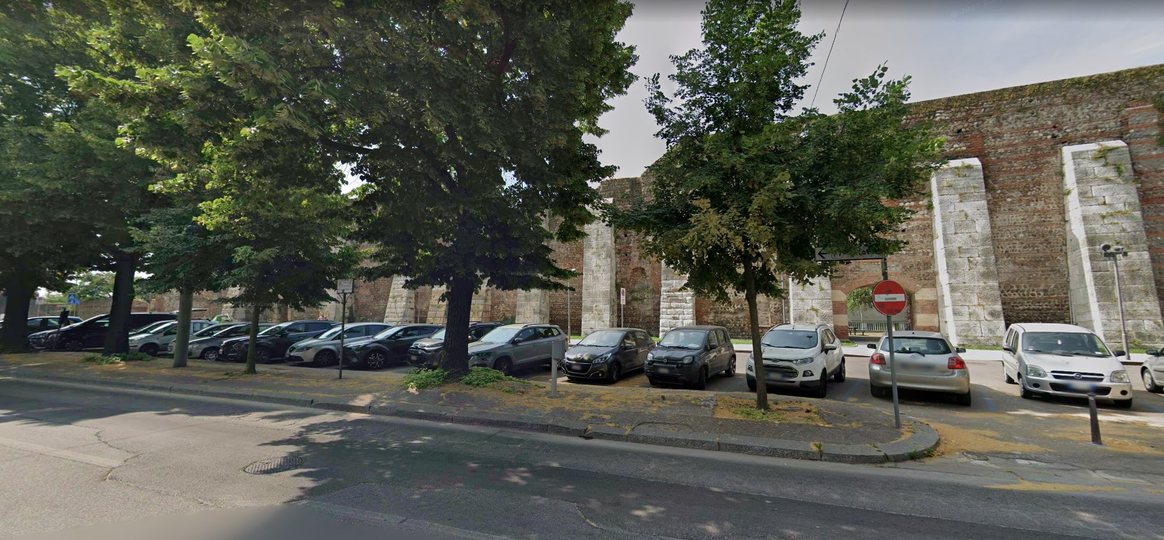 piazzale maestri del commercio