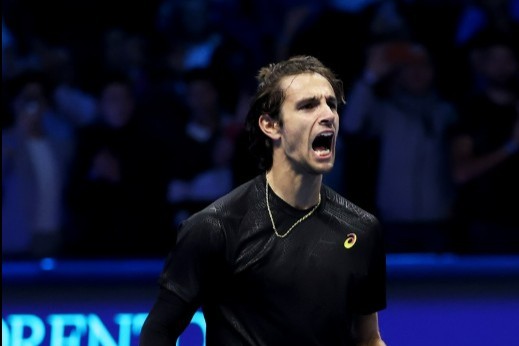 Musetti batte De Minaur