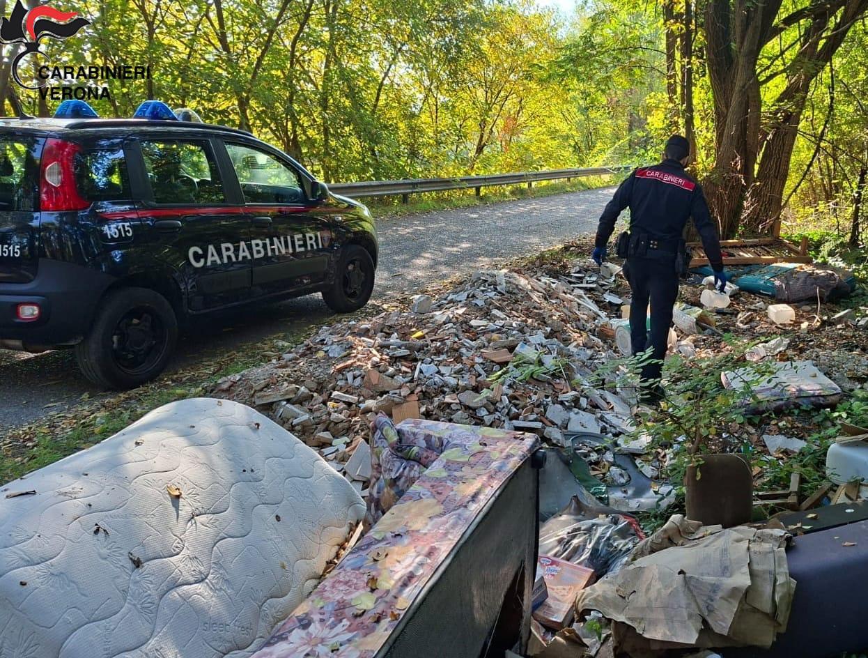 Carabinieri Verona discarica abusiva Strada delle Trincee (2)