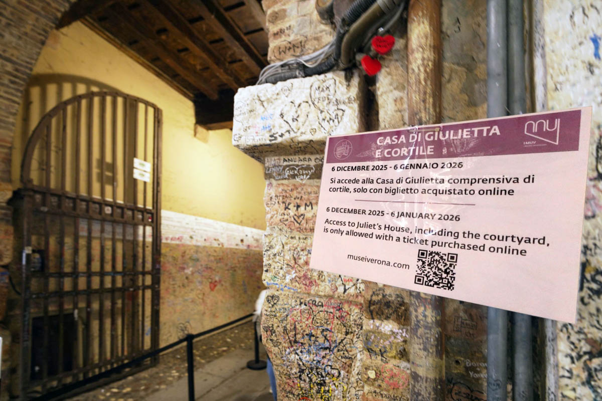 Cortile di Giulietta - cartello dicembre 2025