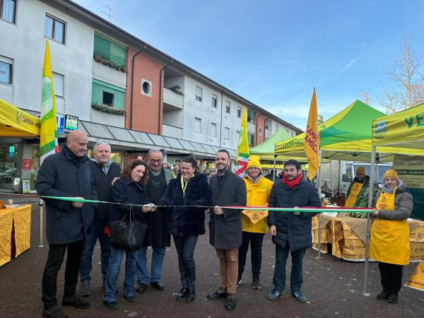 Mercato campagna amica Saval