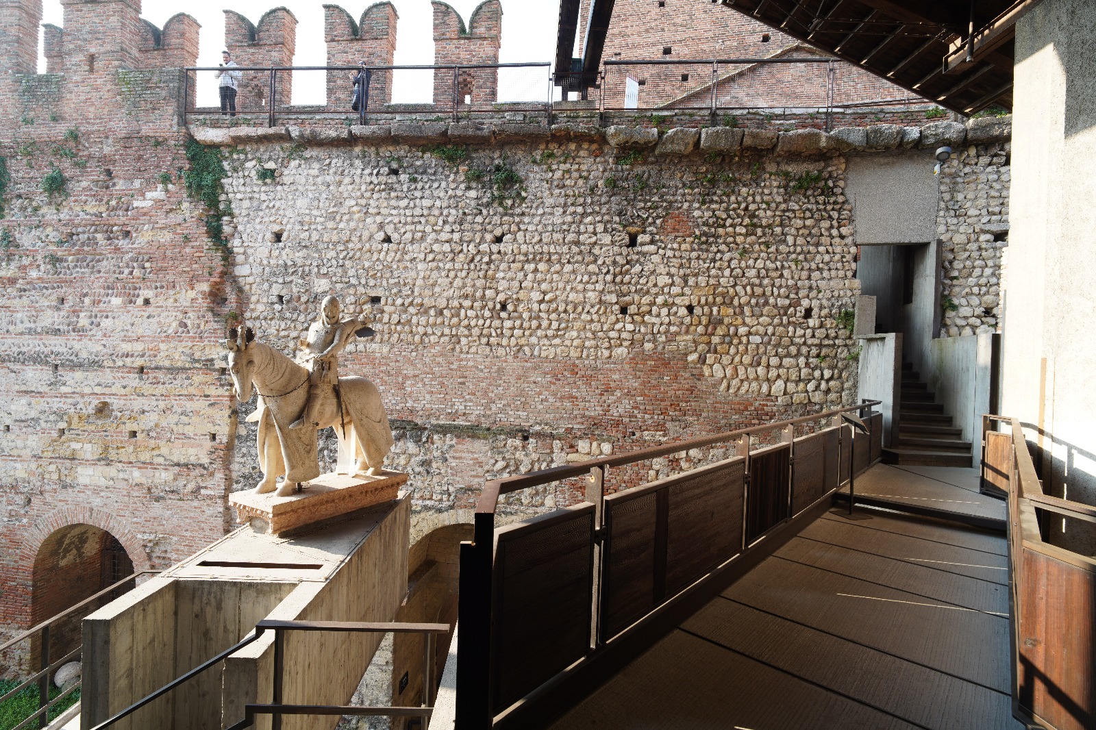 Museo di Castelvecchio Passerella Carlo Scarpa Cangrande