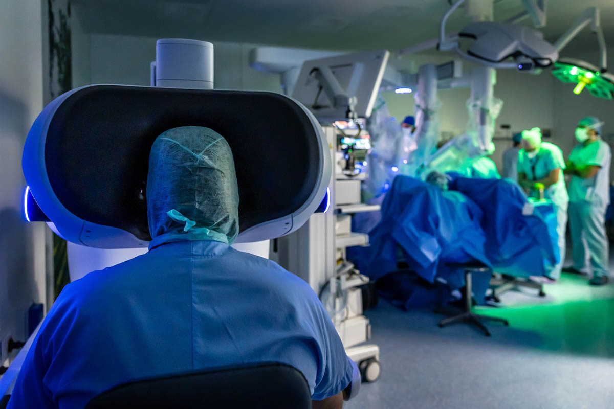 Da Vinci 5 IRCCS Negrar robot ospedale chirurgia