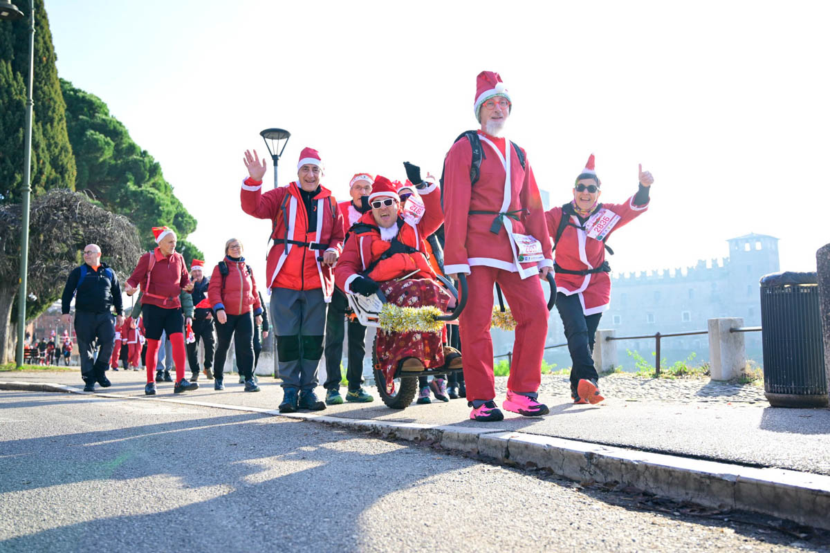 Verona Christmas Run 2025 - Phototoday