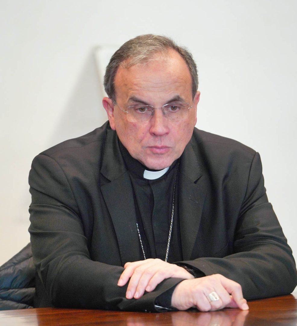 Il vescovo di Verona Domenico Pompili