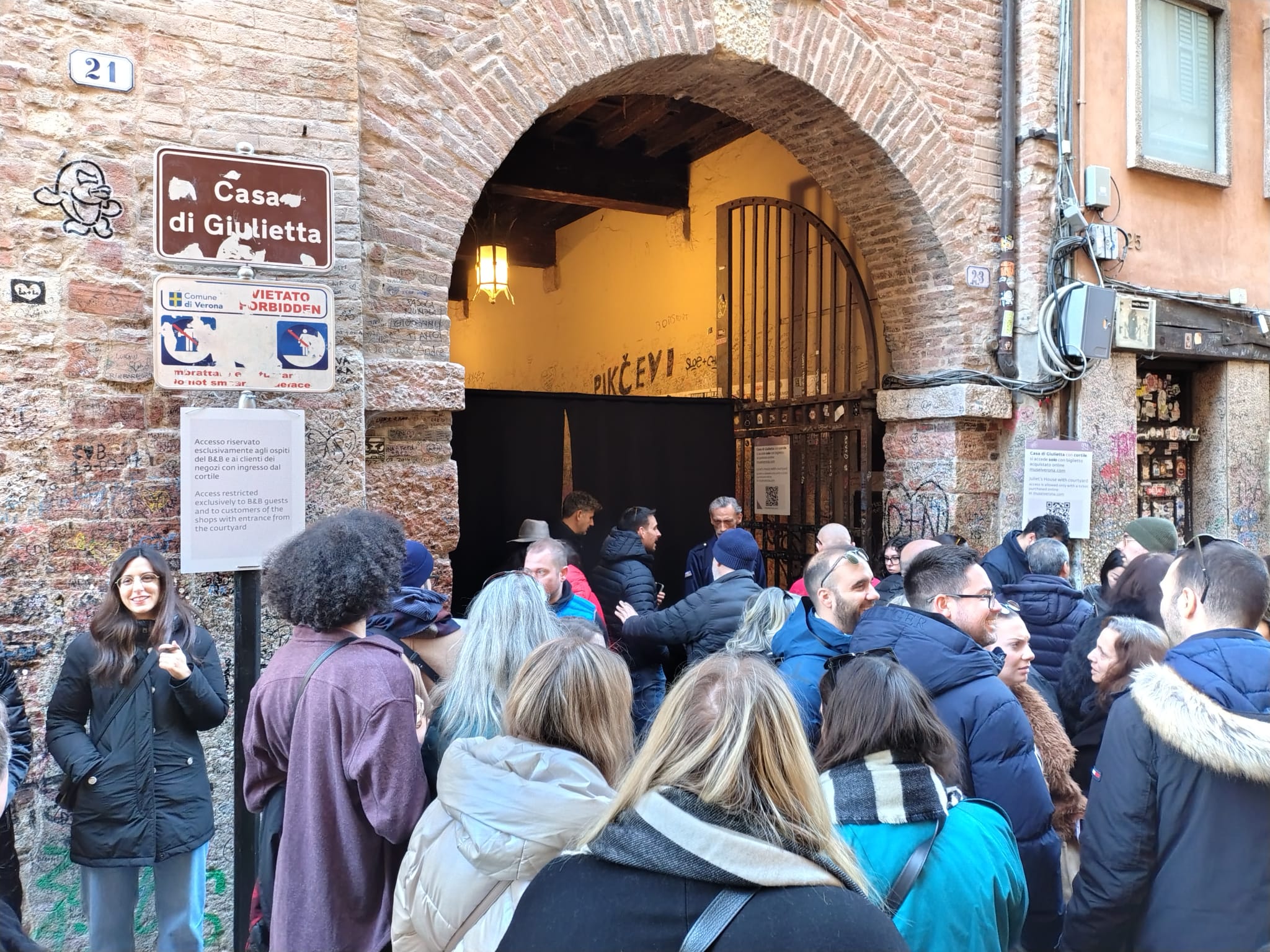 Cortile di Giulietta "oscurato" nel fine settimana del 13-14 dicembre 2025