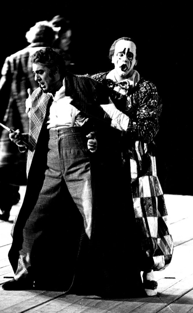 Francesco Piccoli con Placido Domingo in "Pagliacci"