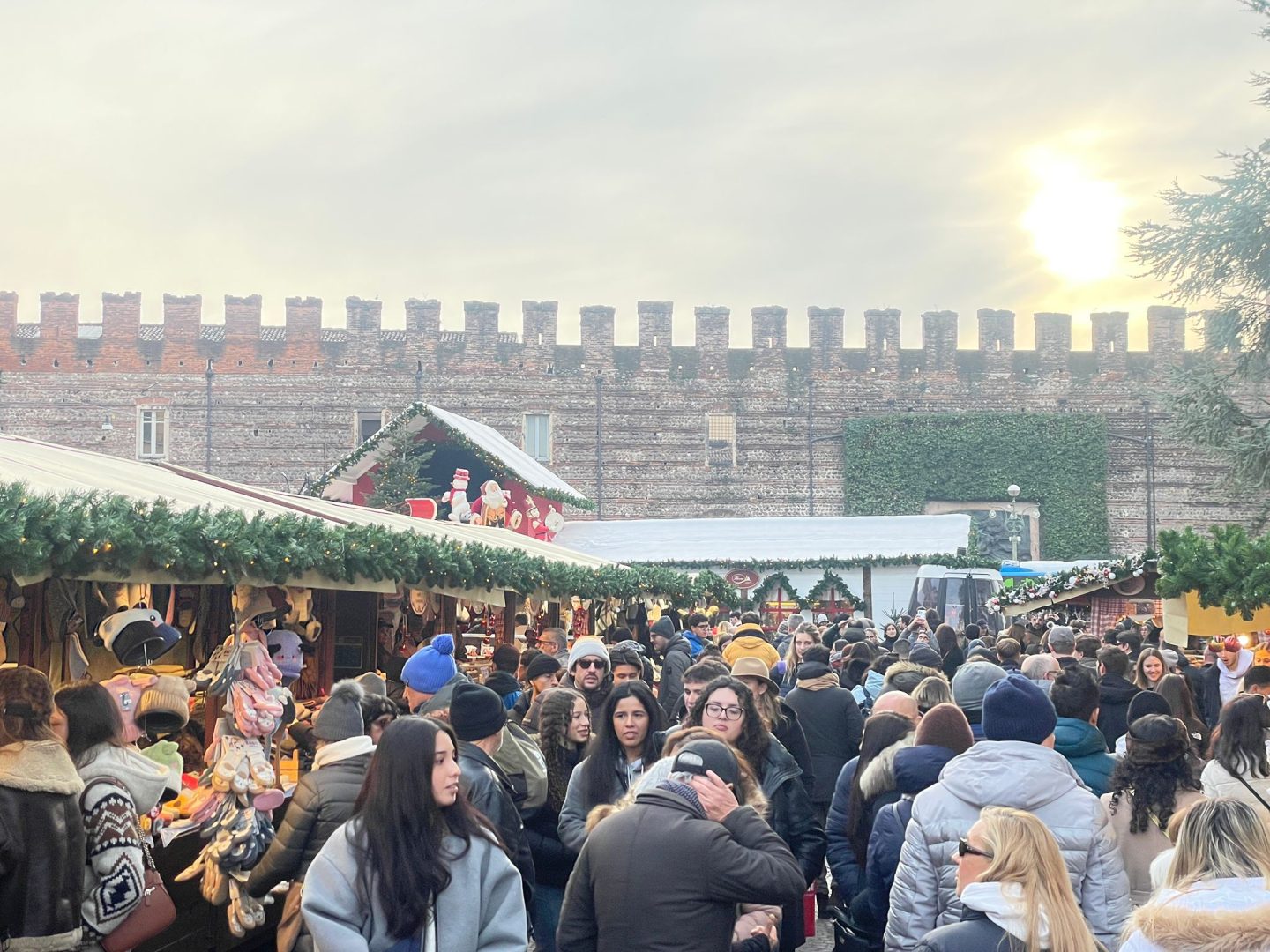 Afflusso turistico a Verona per il ponte dell'Immacolata 2025