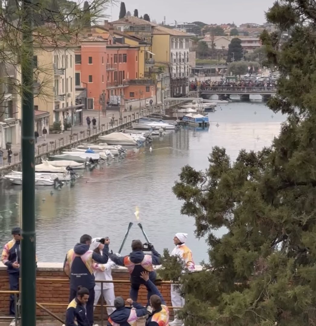 Fiamma Olimpica Peschiera del Garda Milano Cortina 2026