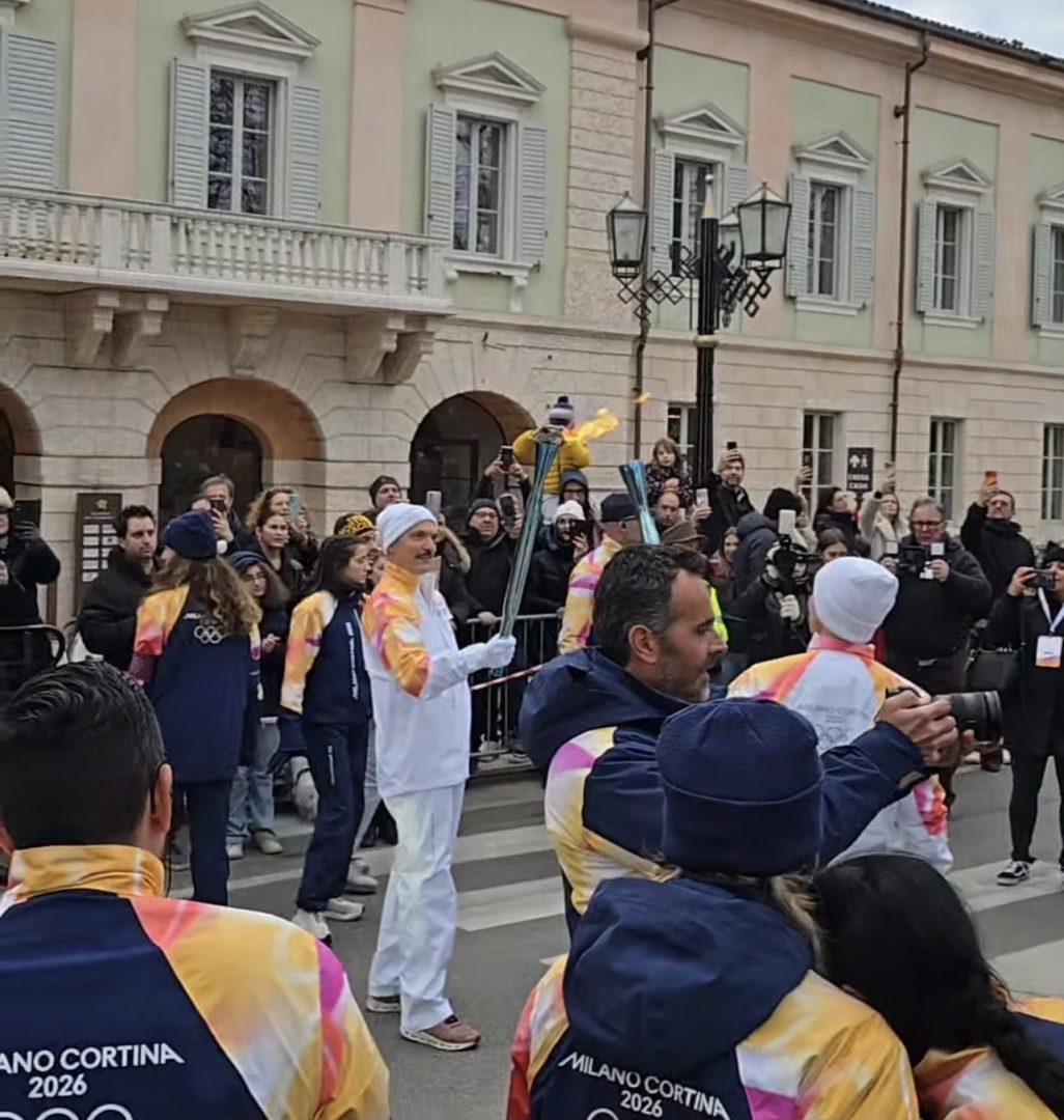 Fiamma Olimpica Peschiera del Garda Milano Cortina 2026