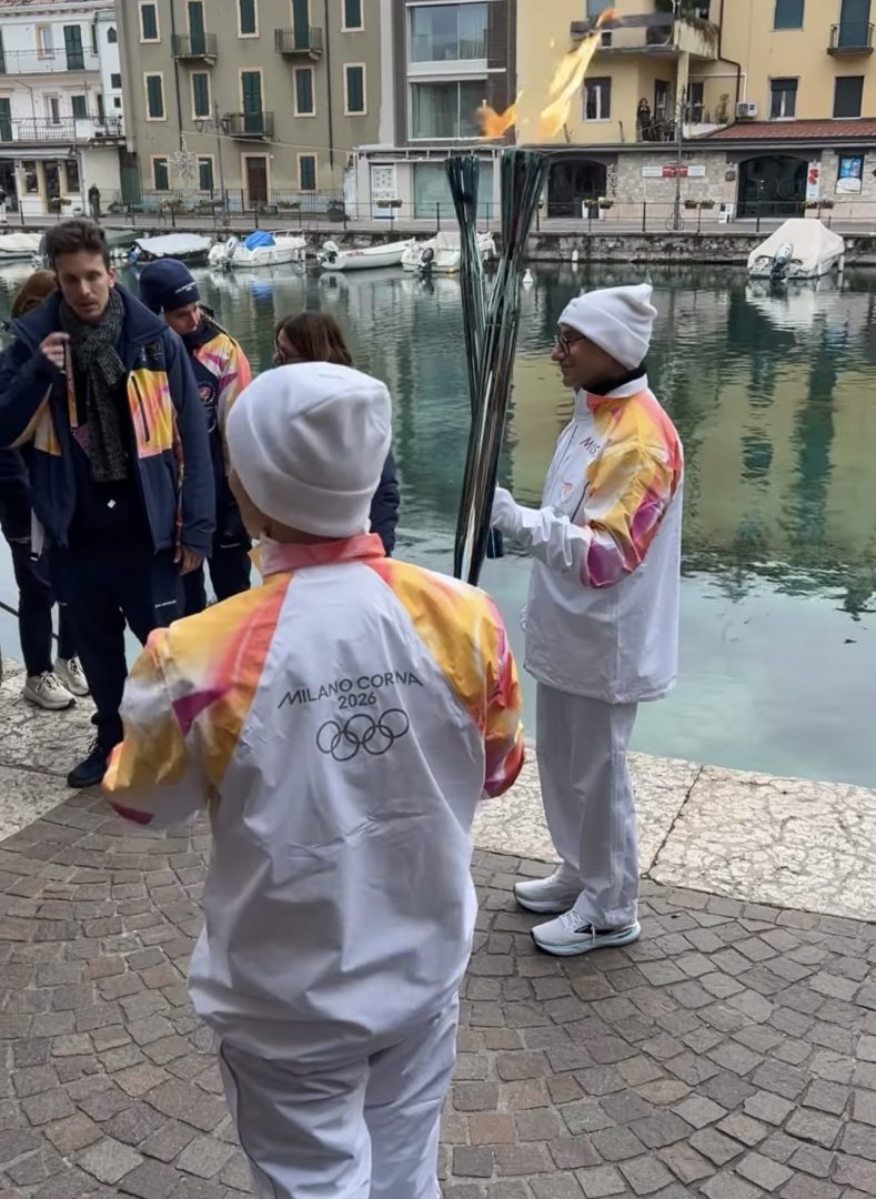 Fiamma Olimpica Peschiera del Garda Milano Cortina 2026