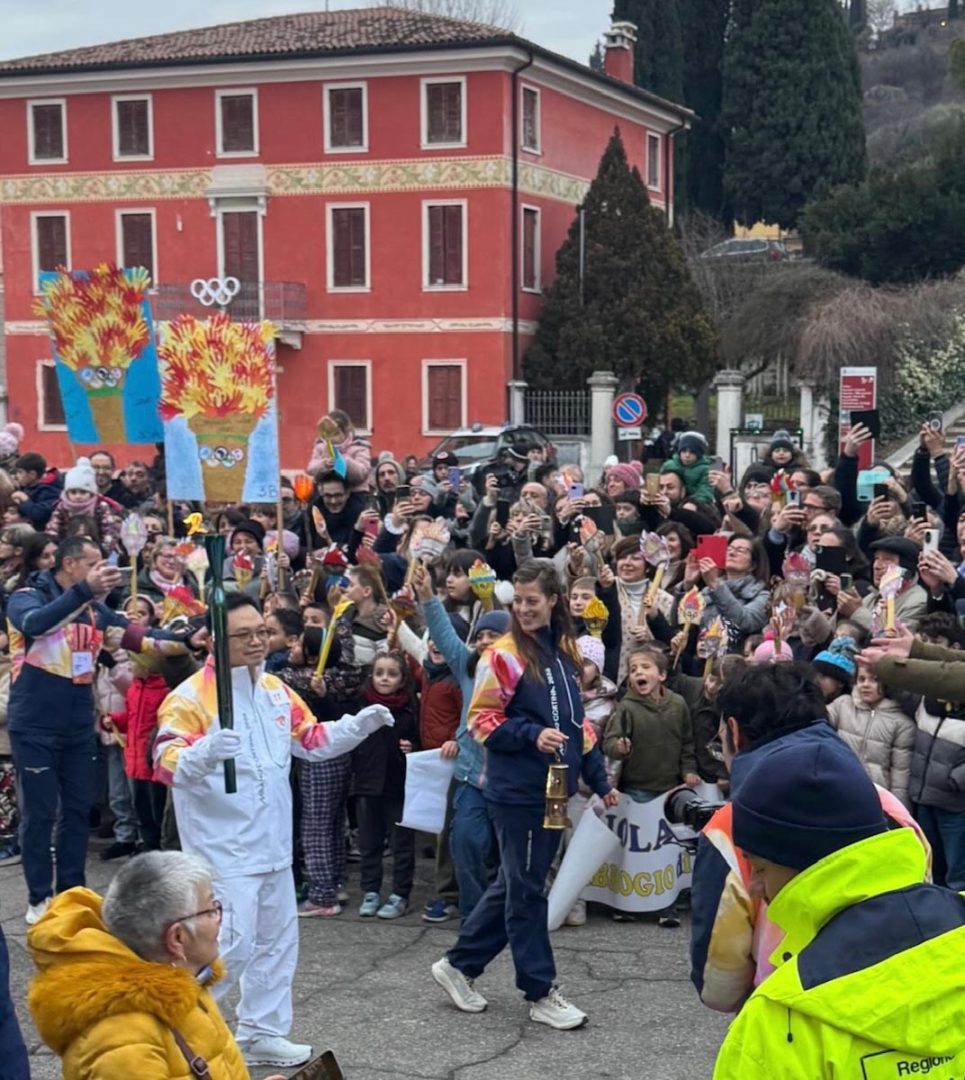 Fiamma Olimpica Sant'Ambrogio di Valpolicella Milano Cortina 2026