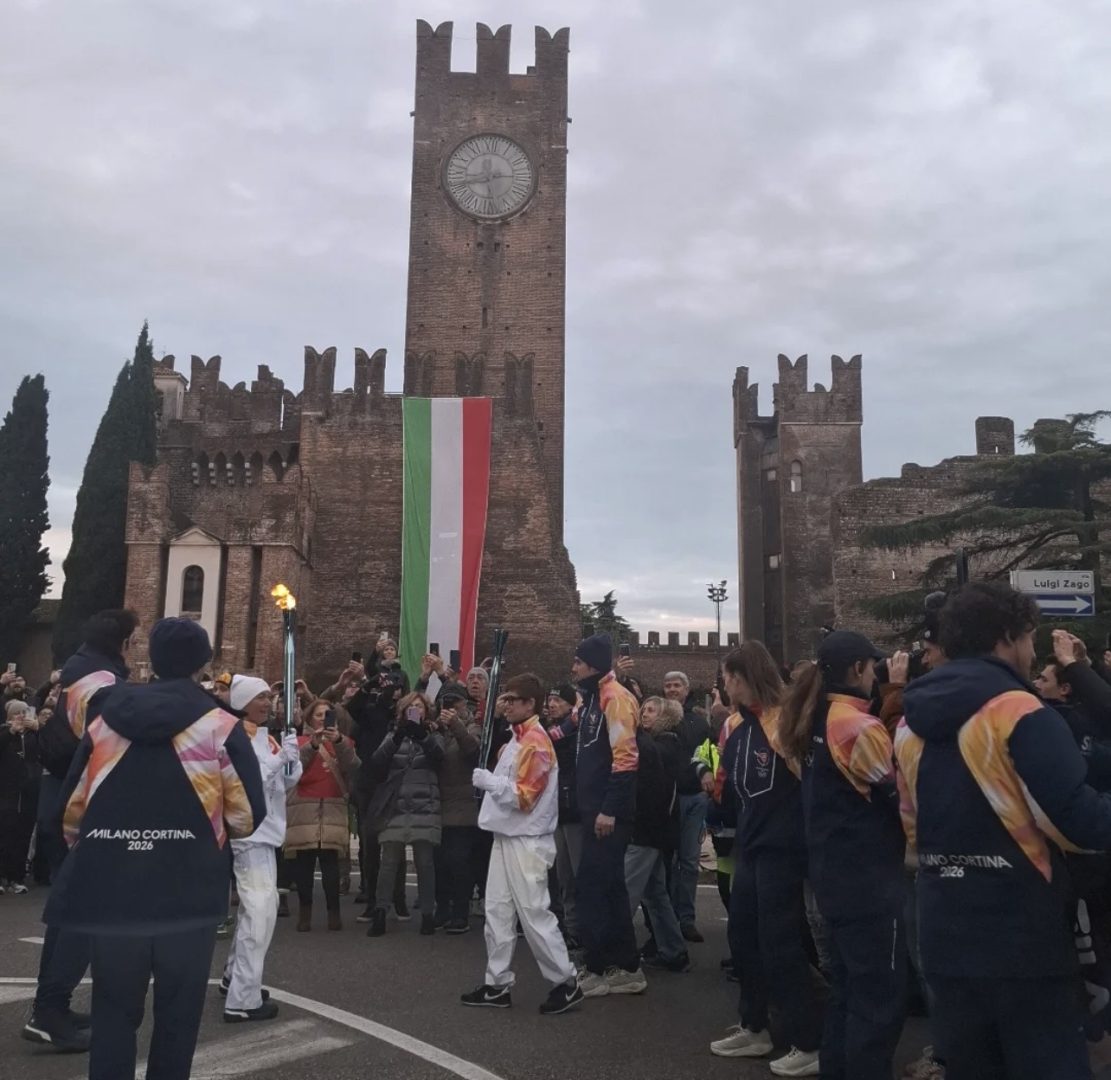 Fiamma Olimpica Villafranca Valeggio Milano Cortina 2026