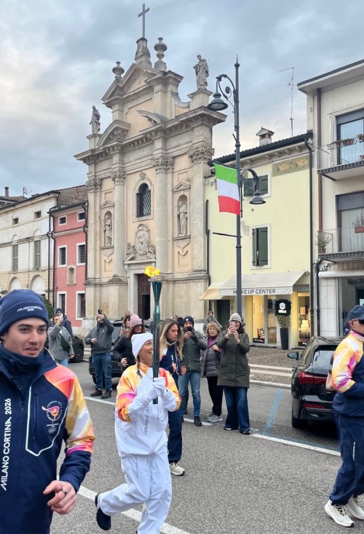 Fiamma Olimpica Villafranca Valeggio Milano Cortina 2026