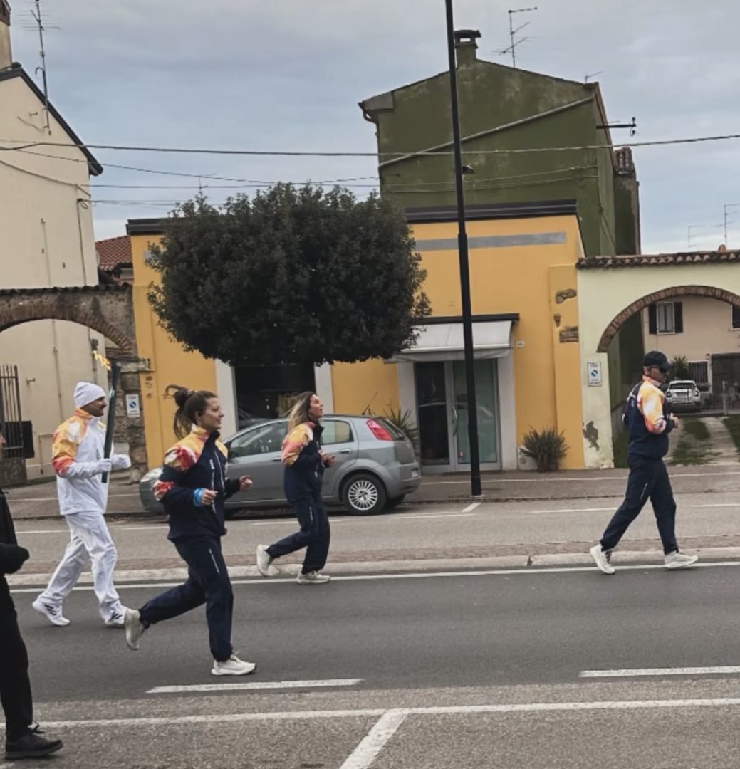 Fiamma Olimpica Villafranca Valeggio Milano Cortina 2026