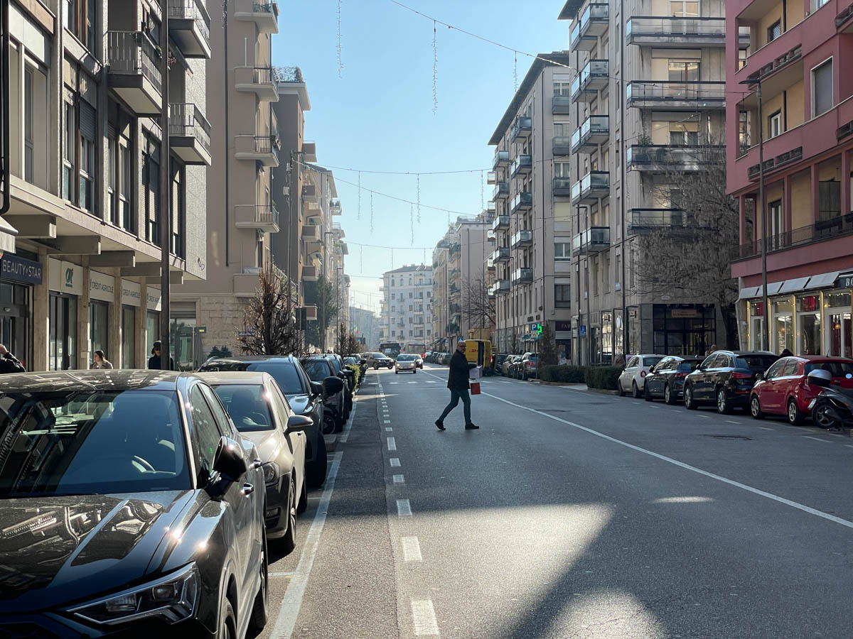 Verona, via IV Novembre (Borgo Trento)