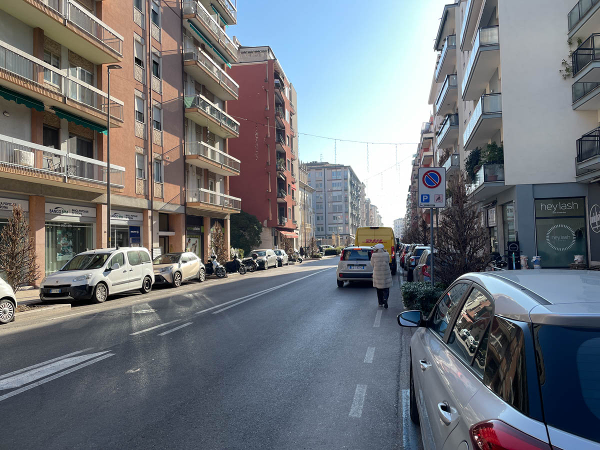 Verona, via IV Novembre (Borgo Trento)