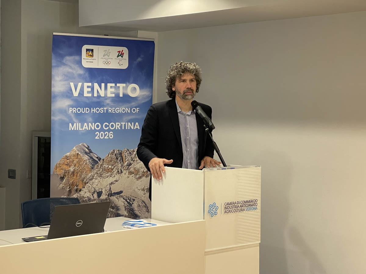 Damiano Tommasi all'inaugurazione della mostra dedicata a Cortina 1956 e 2026 in Camera di Commercio a Verona