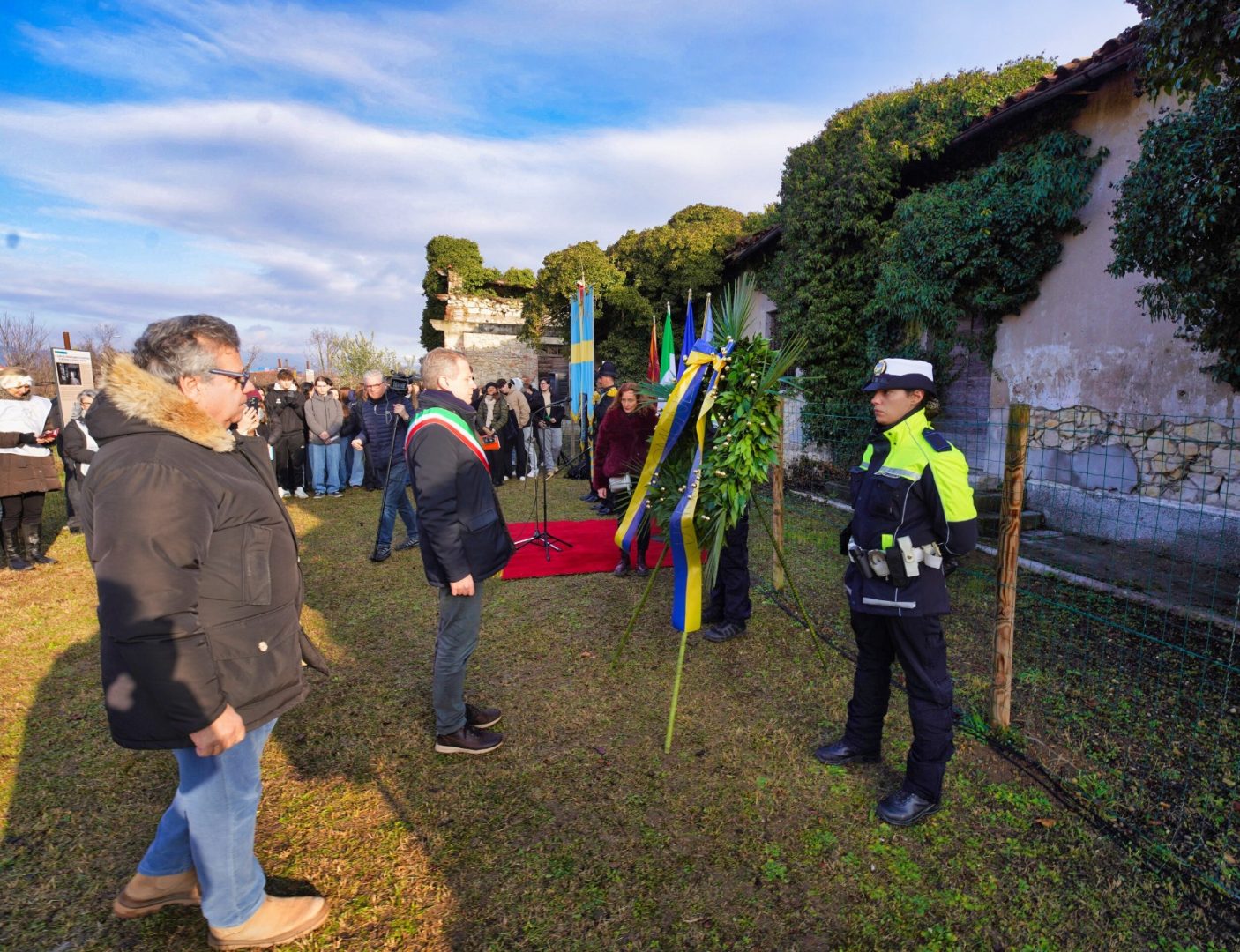 Deposizione di una corona e visita guidata presso l’ex campo di concentramento provinciale di Montorio (1)