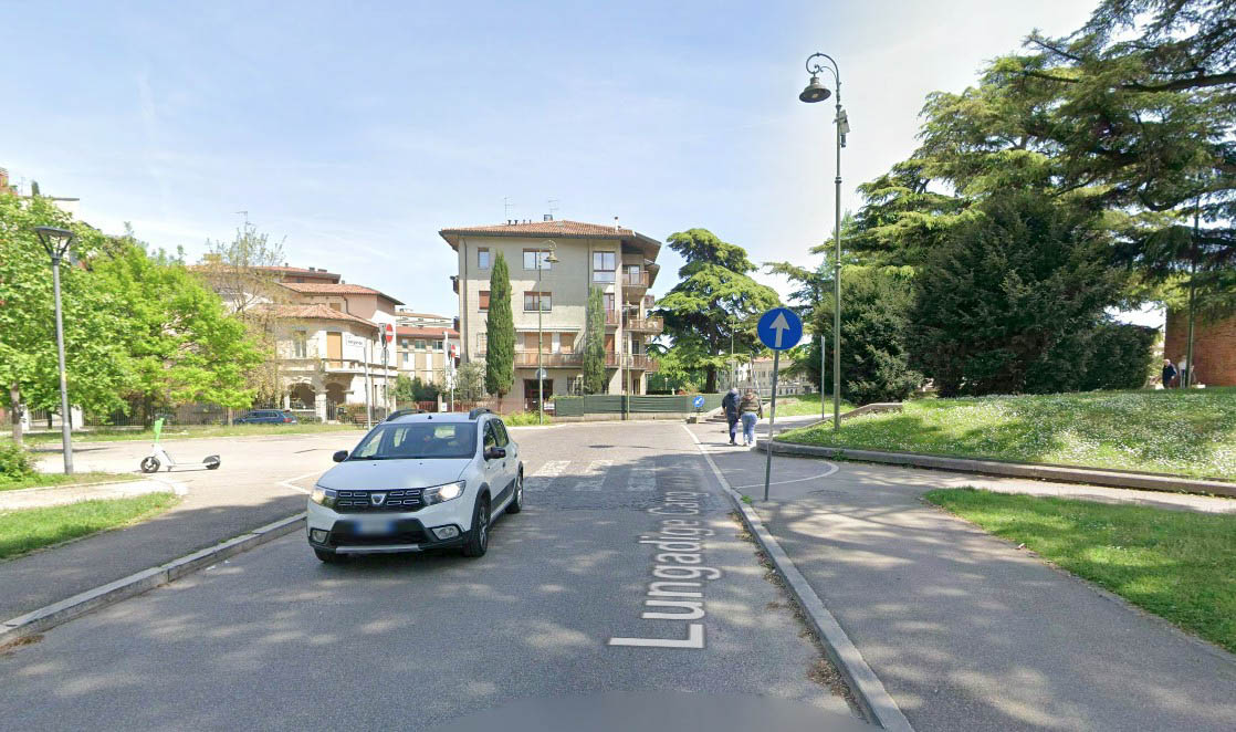 Lungadige Cangrande a Verona - Immagine Google Maps