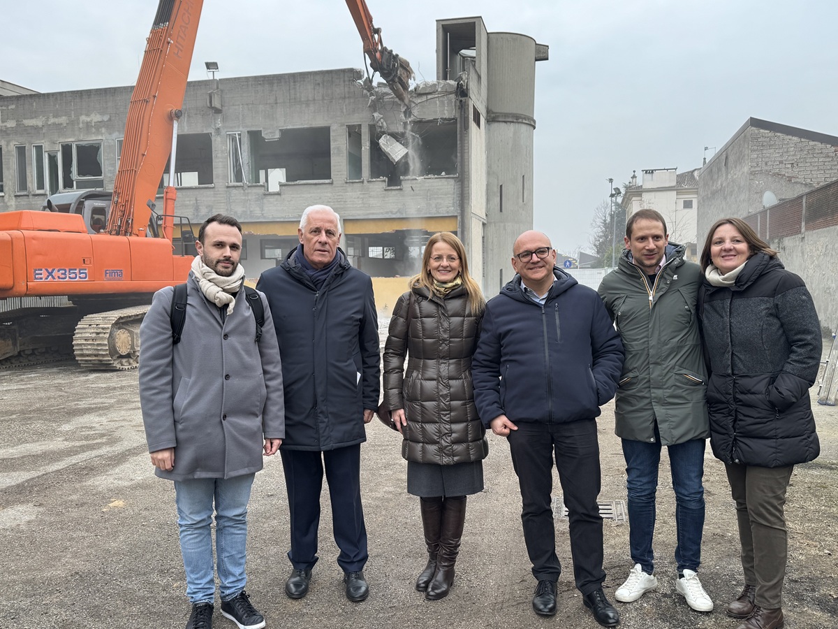 istituto provolo demolizione