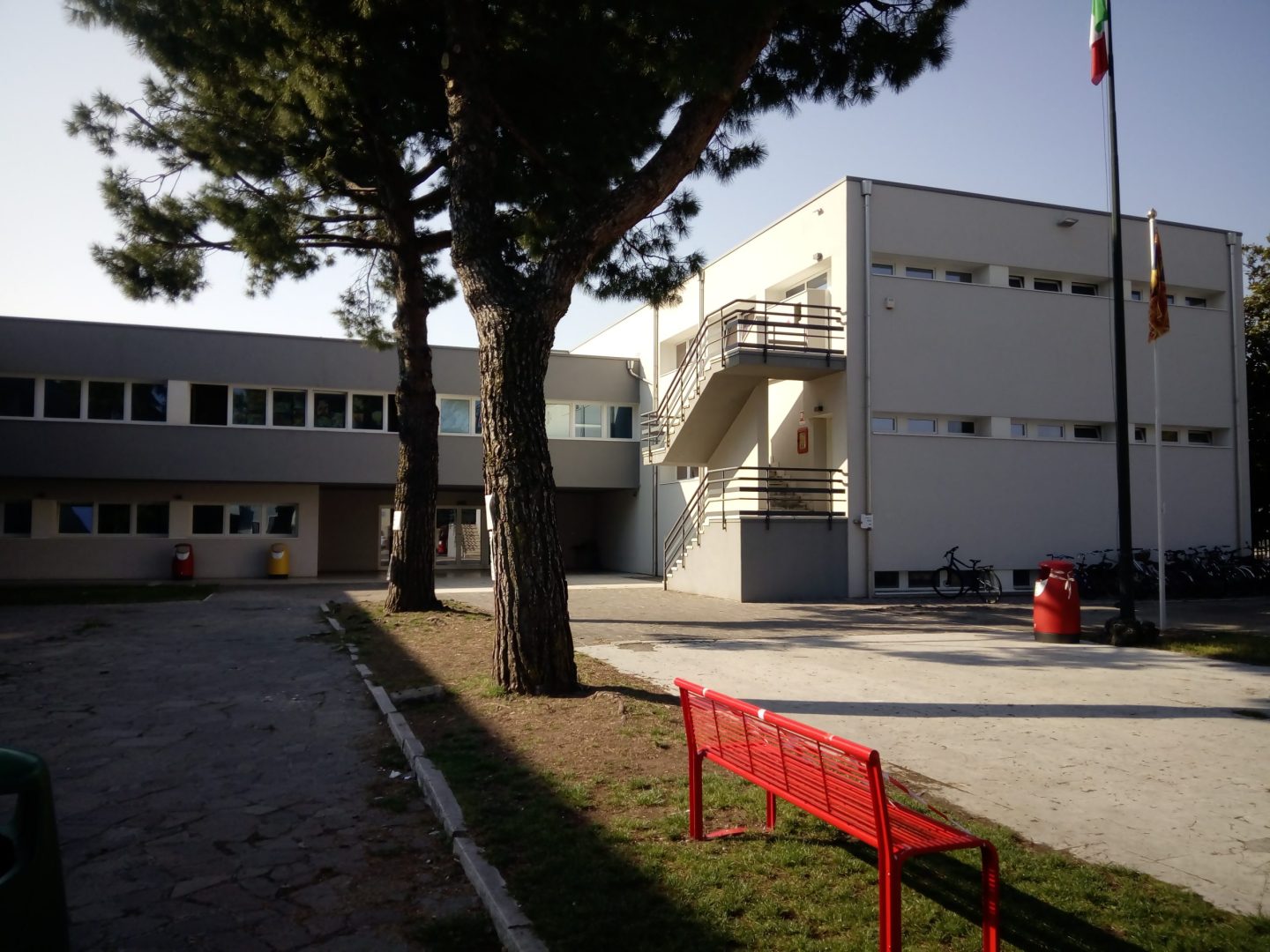 scuola anna frank Lugagnano di Sona
