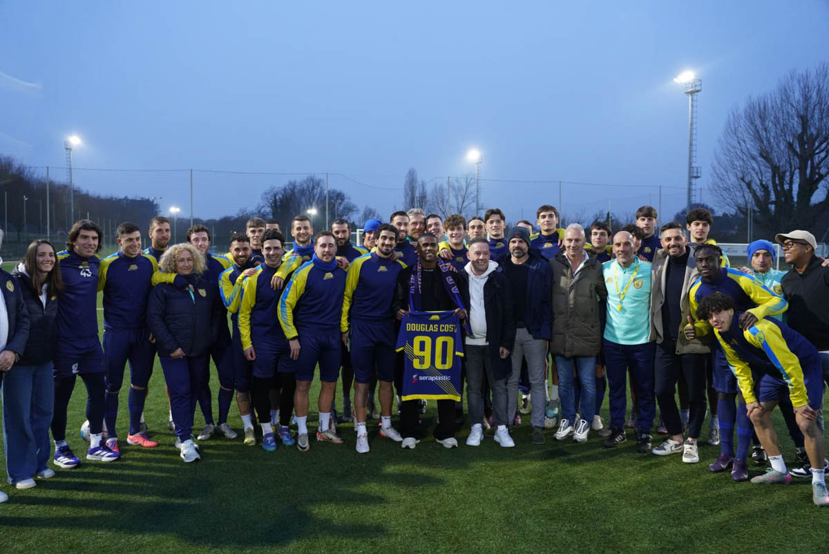 Presentazione Douglas Costa al ChievoVerona
