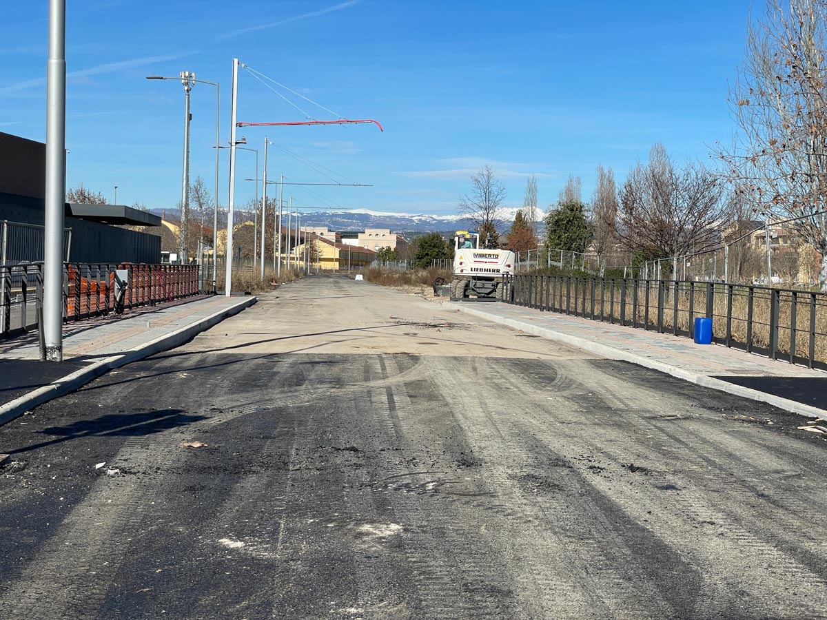 Verona, cantiere filovia in viale del Commercio