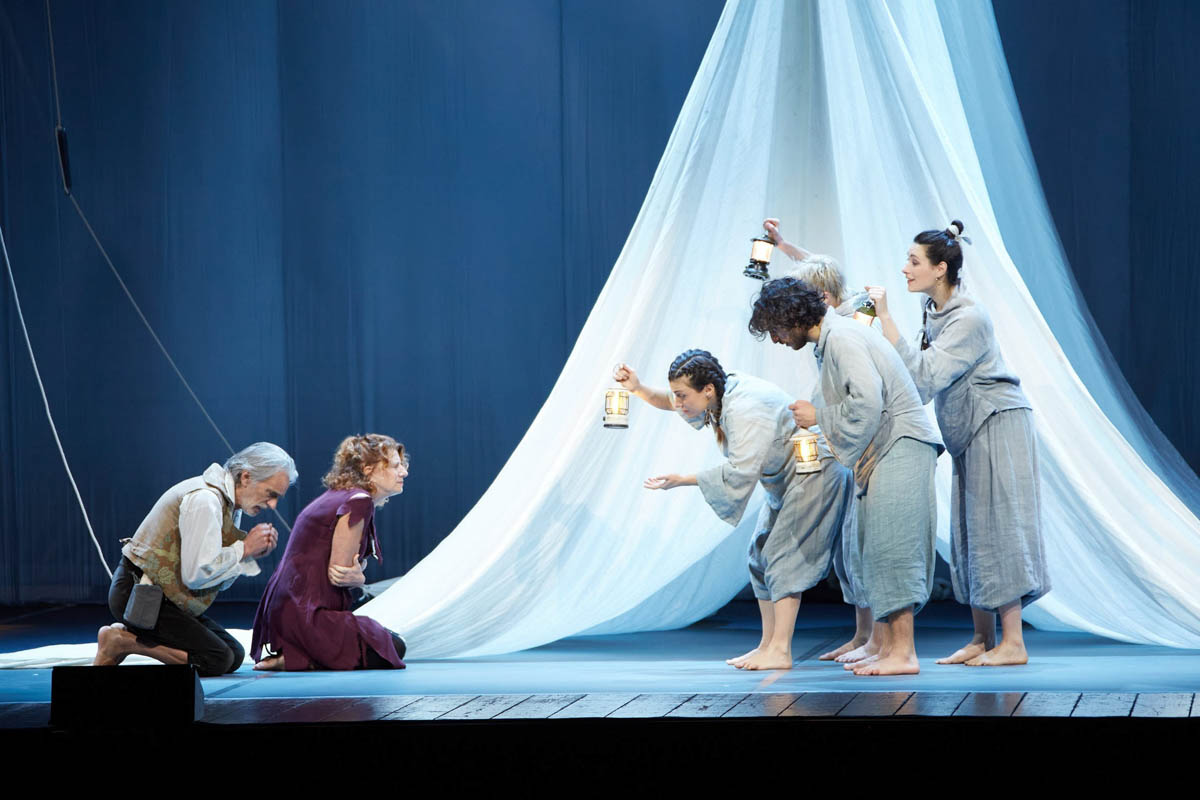 "Il calamaro gigante" con Angela Finocchiaro