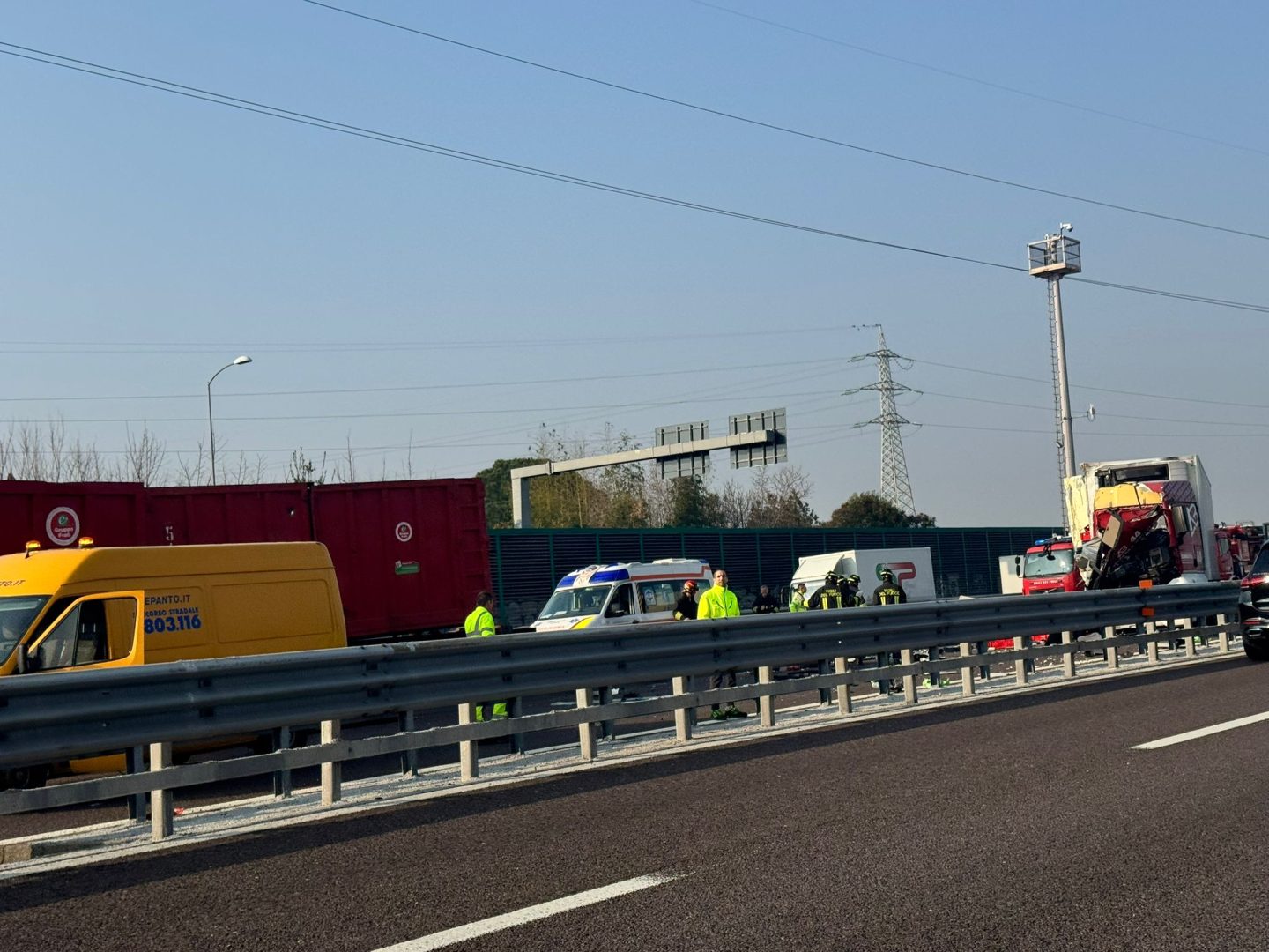 Incidente Verona Sud A4 Verona Est tamponamento