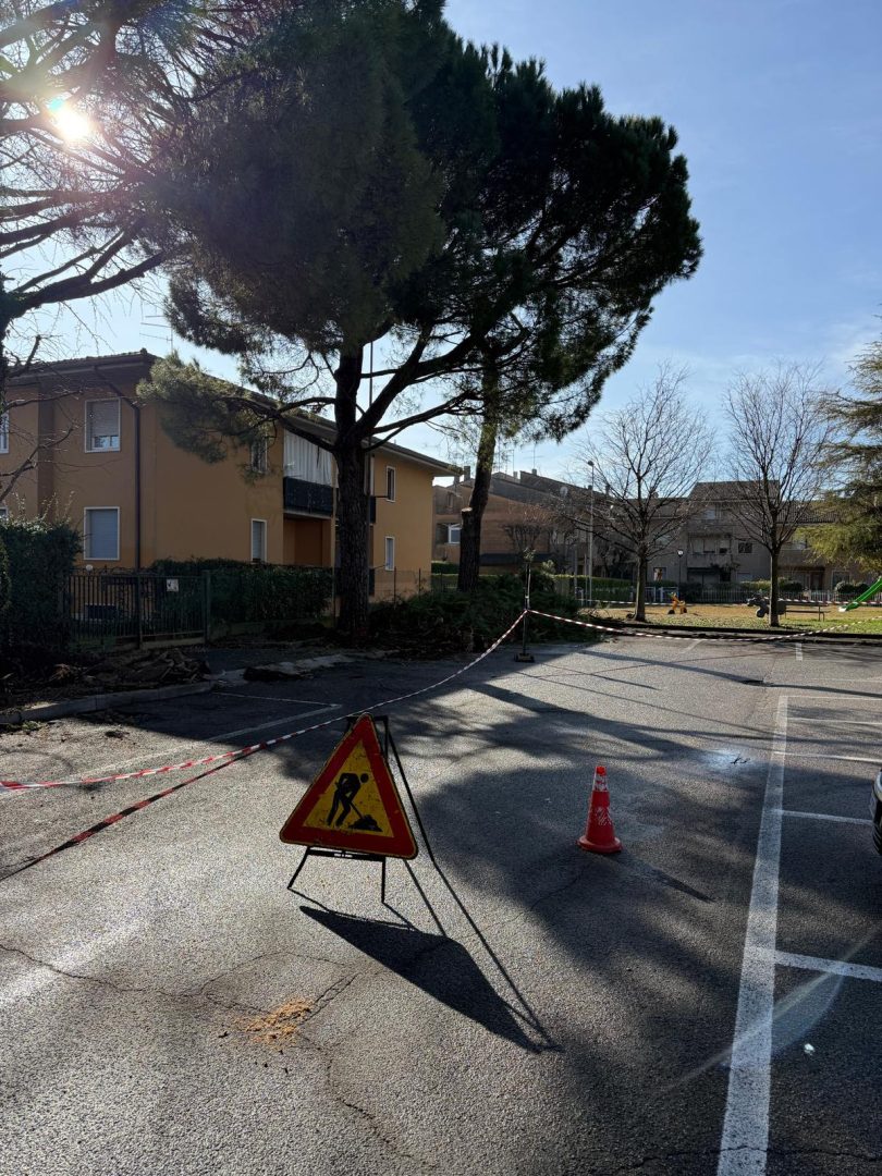 Pescantina Piazza Tanti Balconi (2)