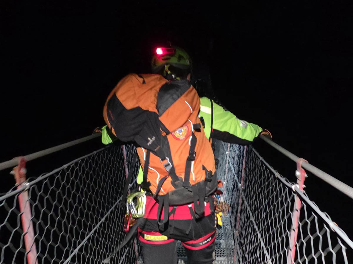 Soccorso alpino di Verona - Intervento nell'area del ponte tibetano in Valsorda
